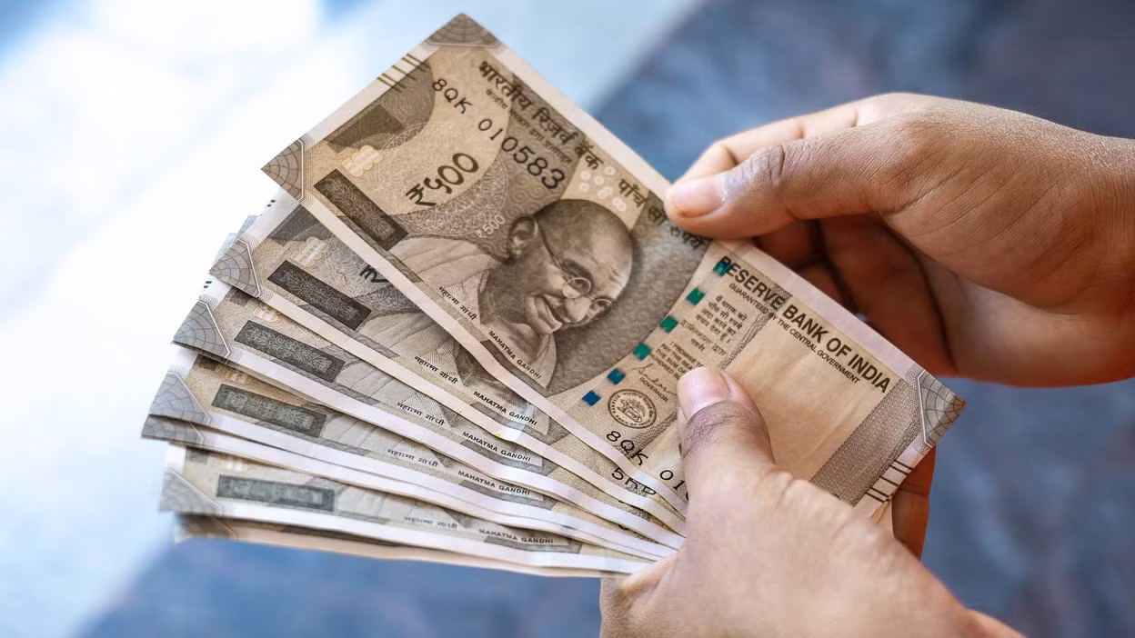 Want good and safe return in low investment? So definitely invest in these four things