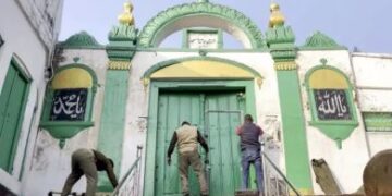 What is prejudice about the outer wall of Sambhal Mosque: High Court