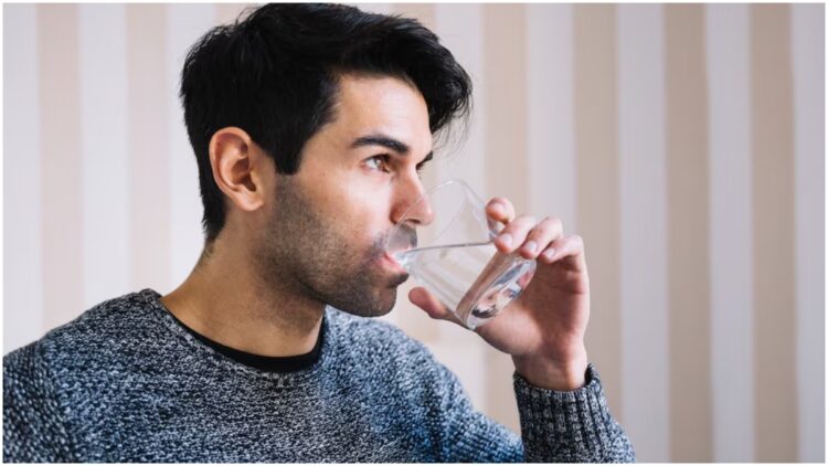 What is the effect on the body by drinking lukewarm water on an empty stomach every morning? - India tv hindi
