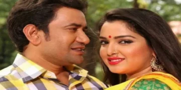 When Nirhua proposed Amrapali Dubey by giving roses, the actress said "Uncle.