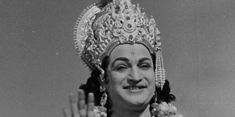 1 No 3 times, this actor became the Chief Minister, even today the family rule the film world - India tv hindi
