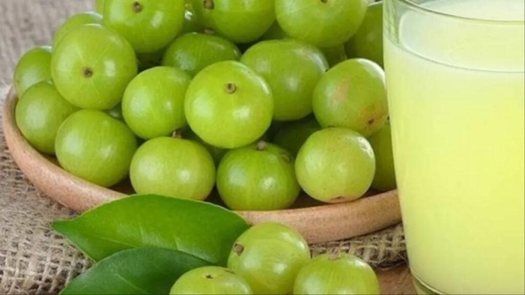 Amla juice gives the stomach to the stomach in the heat filled with coolness, getting rid of obesity; Ja - India tv hindi