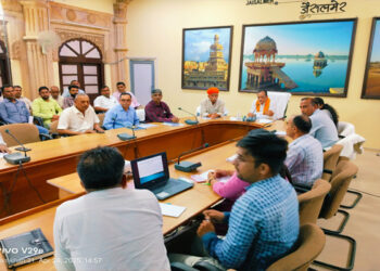 Animal Husbandry and Dairy Minister held review meeting in Jaisalmer district