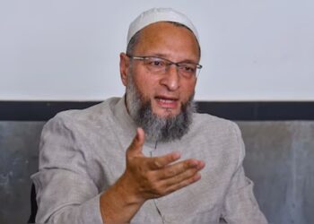 Asaduddin Owaisi targeted BJP on Nishikant Dubey's Supreme Court comment - India tv hindi