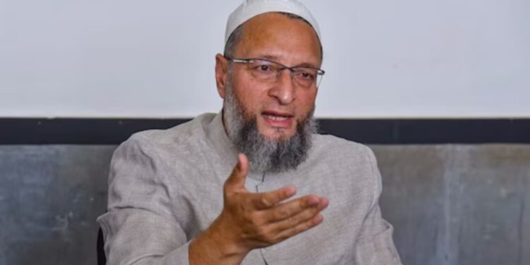 Asaduddin Owaisi targeted BJP on Nishikant Dubey's Supreme Court comment - India tv hindi