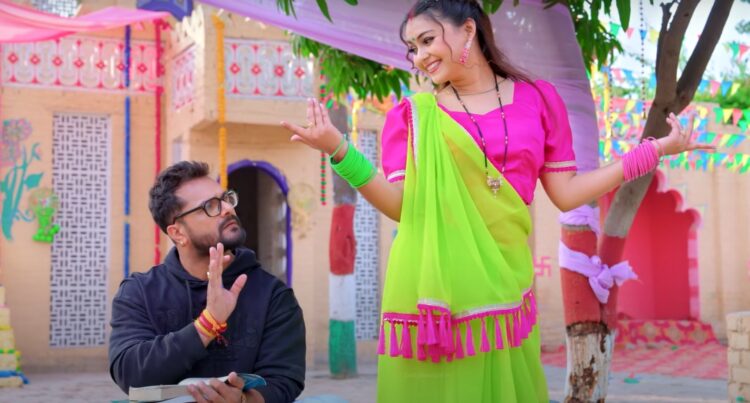 Bhojpuri Song: Khesari Lal Yadav का नया भोजपुरी धमाका हस के देखेला से फिर मचा दी धूम