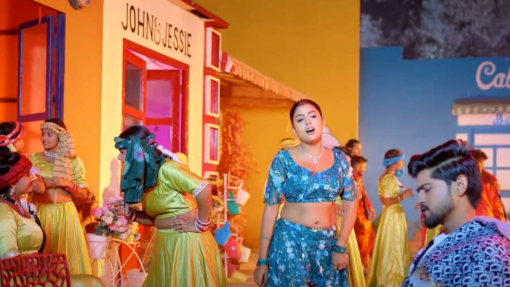 Bhojpuri folk song 'Chhota Aila Dil Rajau in Delhi' released, people liked actress's dance - India tv hindi