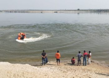 Big accident in Gujarat, 6 people of the same family drowned in the river; Everyone came to spend holidays