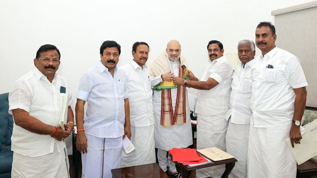 Bjpà ¥ ¤ aiadmkà ¥ ¤ Tamil Nadu Politicsà ¥ ¤ BJP-AIADMK Formed An Alliance for the Upcoming Assembly Elections | BJP-Aaadmk Coalition Announced: Alliance for the upcoming assembly elections between BJP-AAADMK, Home Minister Amit Shah announced | News Track in Hindi