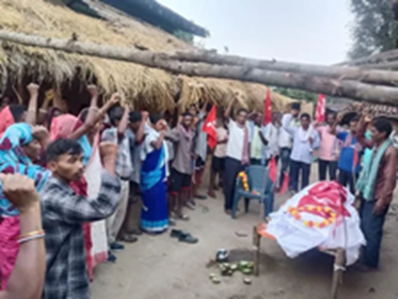 Body of CPI-ML worker found hanging from tree, fear of murder