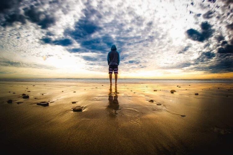 Breaking, cheating or struggling with trauma? In this 2 -minute video, these 7 psychological tricks can weaken your old memories