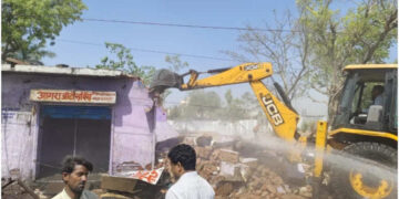 Bulldozer action in Bharatpur, 70 shops from 5 JCB broke, BDA Commissioner told the reason