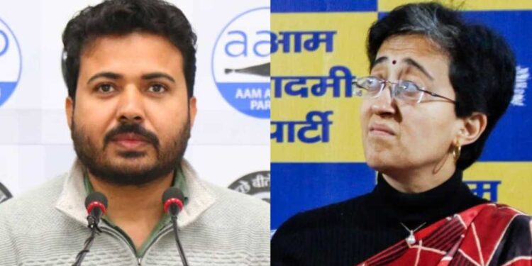 CBI Raid at Aap Leader's House | Aap Leader Durgesh Pathak | CBI Raid at Aap Leader Durgesh Pathak's House | Aap Leader Atishi Marlena | Aap Leader Manish Sisodia | News Track Hindi News | Latest Update Hindi Samachar | CBI raid the house of AAP leader Durgesh Pathak, Atishi Boli is showing the rage of BJP. News Track in Hindi