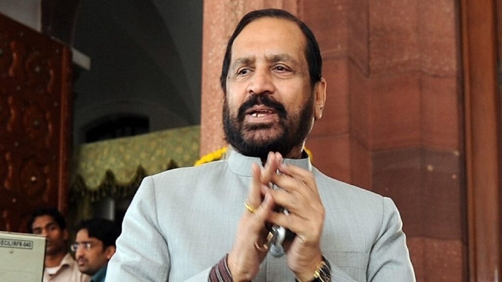 CWG 2010: Evidence not found against Suresh Kalmadi, ED files closure report - India tv hindi