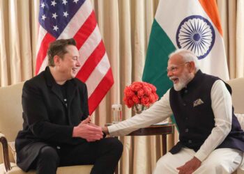 Conversation between PM Modi and Allen Musk! When will Tesla's entry?