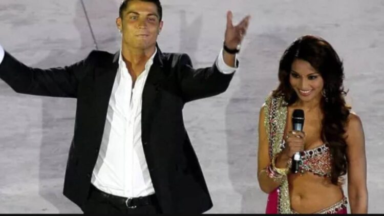 Cristiano Ronaldo was crazy about this Bollywood heroine? Old photo going viral - India tv hindi