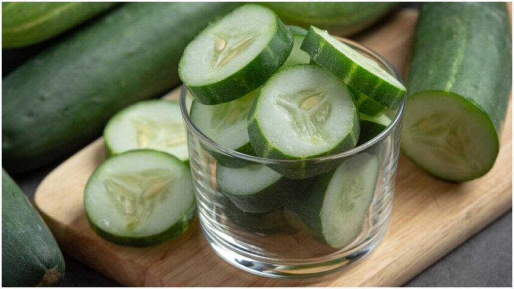 Cucumber does not get bitter somewhere, you can identify in this way before buying - India tv hindi