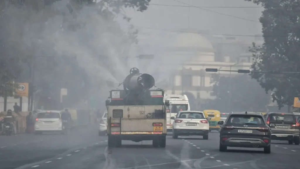 Delhi Ev Policy: New EV policy will not be applicable in Delhi for three months, Rekha Gupta government considering these reasons, New Ev Policy will not be implemented in Delhi for three months