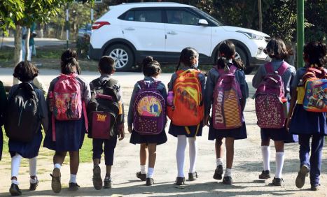 Delhi: Inspection of 600 schools on complaints of fees hike, show cause notice to more than 10