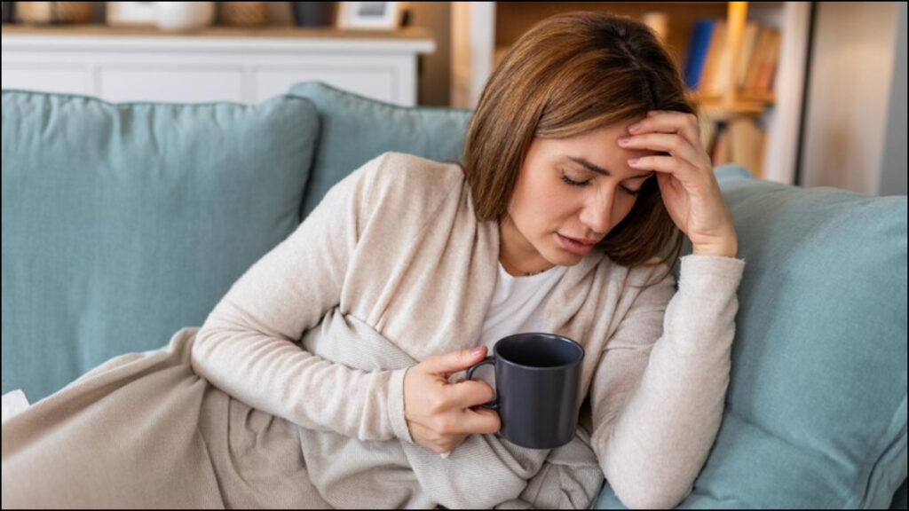 Fatigue, weakness and increasing weight, symptoms of thyroid can be seen in the body - India tv hindi