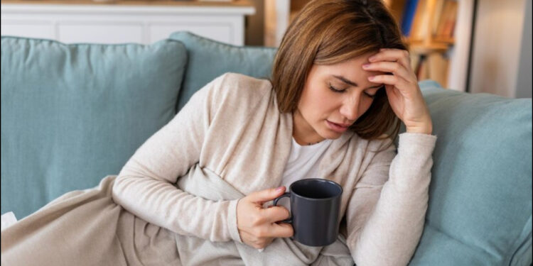 Fatigue, weakness and increasing weight, symptoms of thyroid can be seen in the body - India tv hindi