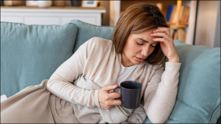 Fatigue, weakness and increasing weight, symptoms of thyroid can be seen in the body - India tv hindi