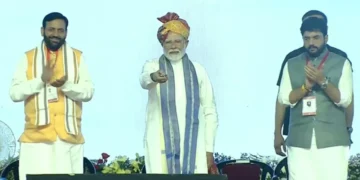 Flighted Started Between Hisar and Ayodhya: Start of airline between Hisar and Ayodhya, PM Narendra Bole, Hawaii Chappal will also fly in an airplane, Air Service Started Between Hisar and Ayodhya, Ayodya, PM Narendra Modi Said, Eveen A Person Watering Slippers will fly in an airplane