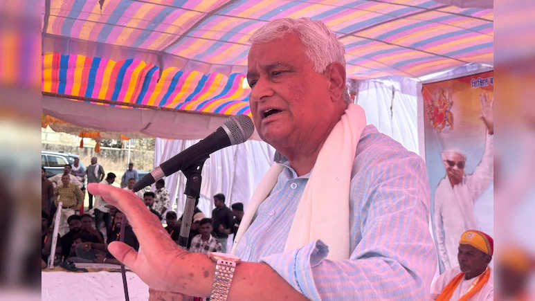 For Dr. Kirori Lal Meena, Congress leader said this from the stage, discussion of statement