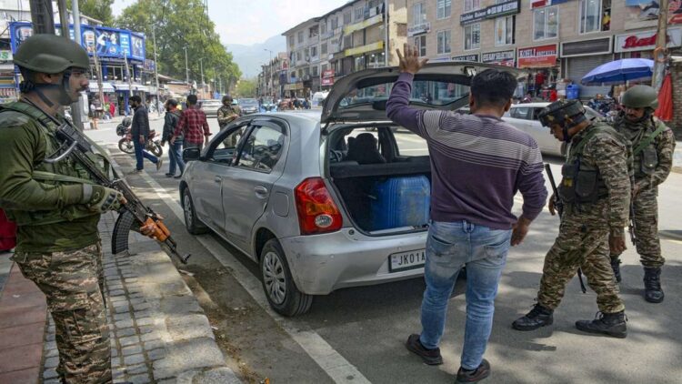 High alert in Delhi -Mumbai and UP after Pahalgam attack, tourist places are closely monitored - India tv hindi