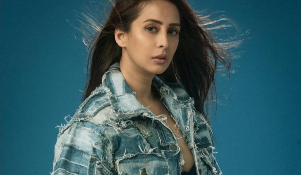 'I used to sit on my lap', actress opened black secrets of South Industry - India tv hindi
