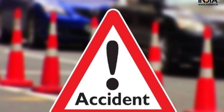 In Rajkot, the municipal bus collided with vehicles, crushed pedestrians; Death of 3 - India tv hindi