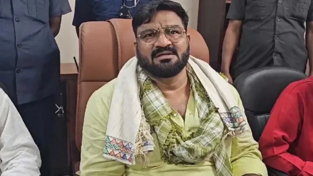 Jharkhand Minister Hafizul Hasan's Controversial Remarks: Jharkhand Minister Hafeezul Hasan made controversial comments comparing the Constitution and Sharia, the controversy started, BJP raised demand for dismissal, Jharkhand Minister Hafizul Hasan Made A CONTOROVERSIL While Comparing The Constitution and Shariat, Controversy Started, BJP Demanded His Dismsal