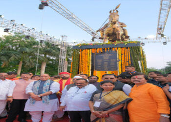 Modi government committed to make the country self -sufficient in defense manufacturing - Rajnath Singh