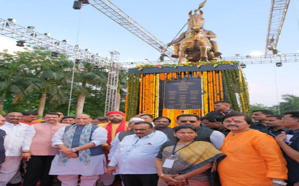 Modi government committed to make the country self -sufficient in defense manufacturing - Rajnath Singh
