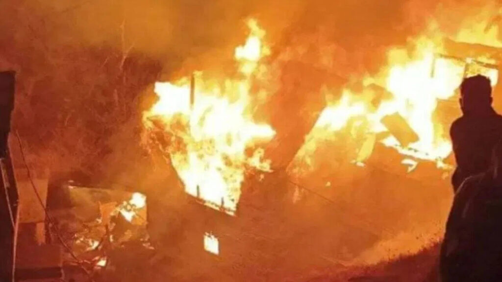 More than 40 slums burnt in this sector of Gurugram, 400 homeless people
