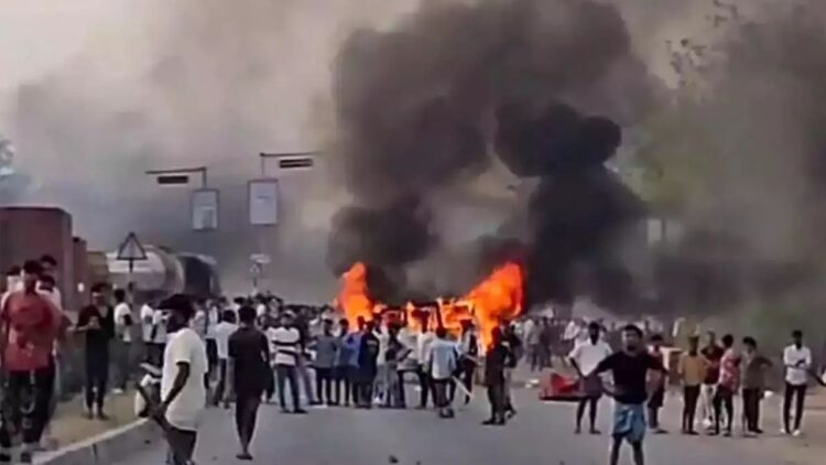 Murshidabad Violence | Bengal Violence | Bengal Father Son Murder Accused Arrested | Waqf Bill | Bengal updates | Murshidabad Violence Update News | Bengal News in Hindi | , MURSHIDABAD Violence: The main accused in the murder of father and son arrested Ziaul Sheikh, know full updates | News Track in Hindi