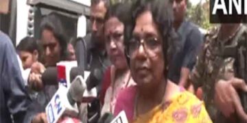 Murshidabad violence: NCW chief urged the Bengal government to resolve the complaints of riot affected people