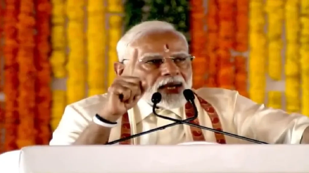PM Modi Jibe at Tamil Nadu Leaders: 'At least sign in Tamil!', PM Modi targeted CM Stalin and leaders without naming Hindi, many tamil leaders do not sign in their language PM Modi Jibe as MK STALIN RESEDED