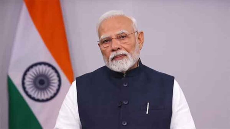 PM Modi told the industries - work together to create a strong India like steel - India tv hindi
