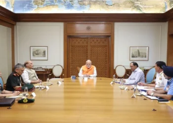 PM Narendra Modi's High-LWL Meeting: Highlow meeting with PM Narendra Modi's Defense Minister Rajnath Singh, NSA, CDS and Army Chiefs, discuss the big action plan! Chiefs, Major Action Plan Discussed!