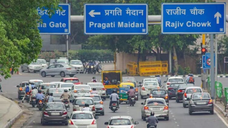 Petrol bikes will be closed in Delhi, CNG auto will be missing! This rule will be on more than 2 cars - India tv hindi