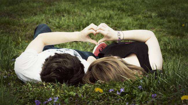 'Pyaar hai, qarar na hu ...' If you also feel afraid of telling your heart, you have to express love in this 3 minute video, 5 Dhansu Tips