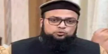 Qari Ishaq Gora: 'Touching a woman of any religion wrong in Islam without wrong ... Muslim women should not wear bangles with non -male and not henna', Ulema Qari Isaac Gora's statement, Qari Ishaq Gora Said Muslims Women Should not Wear Bangles and Get Mehndi Applied BY