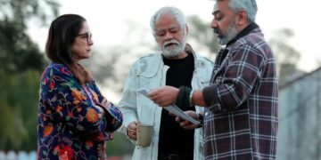 Sanjay Mishra and Nina Gupta's film was covered on OTT, now the second part will come, new revelations will be - India tv hindi