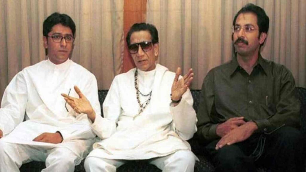 Thackeray Brothers Together | Raj Thackeray | Udhav Thackeray | Thackeray Bothers | Thackeray Bother Alliance | Udhav's shivsena and manse togeether | News Track Hindi News | Latest Update Hindi Samachar | Thackeray Brothers Together: Will Thackeray brothers come together? Raj Thackeray said-In the interest of Marathi Manush, all the grievances can erase the grievances. News Track in Hindi