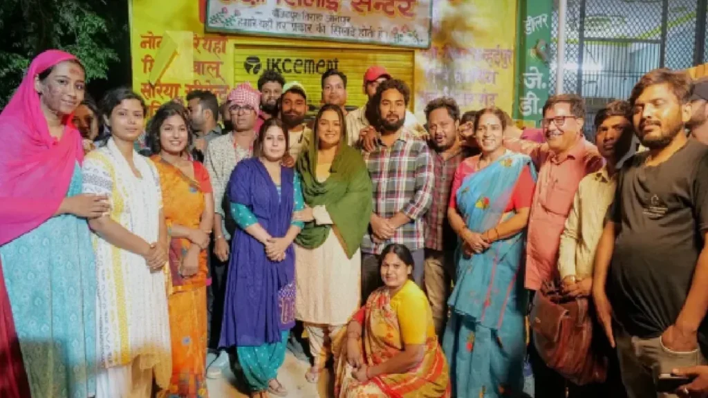 The shooting of Amrapali Dubey's film "Rosa" will be completed, actress will be seen sewing in the film