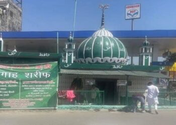 Then the bulldozer of the Dhami Sarkar, dropped the 100 -year -old tomb; Explained this reason - India tv hindi