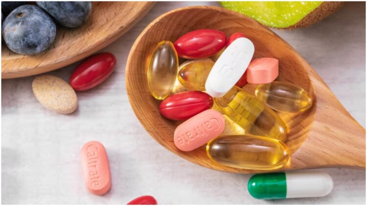 These diseases can occur due to excess of vitamin B12, it is important to take care - India tv hindi