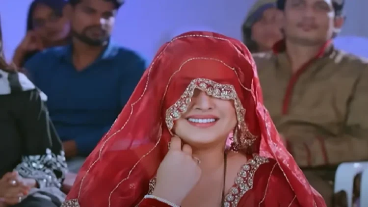 Title track of veil superstar released, Amrapali Dubey's magic once again on fans