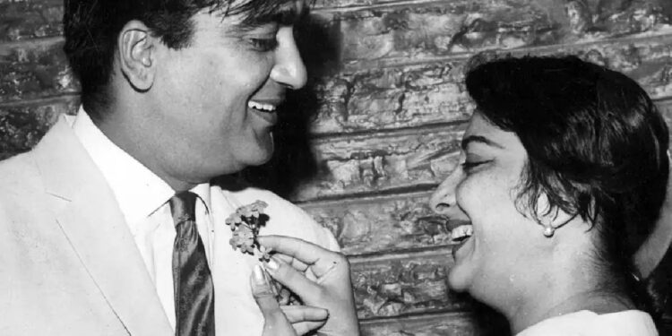 'To bury me ...' When the superstar went against the society, the last wish of his wife fulfilled - India tv hindi
